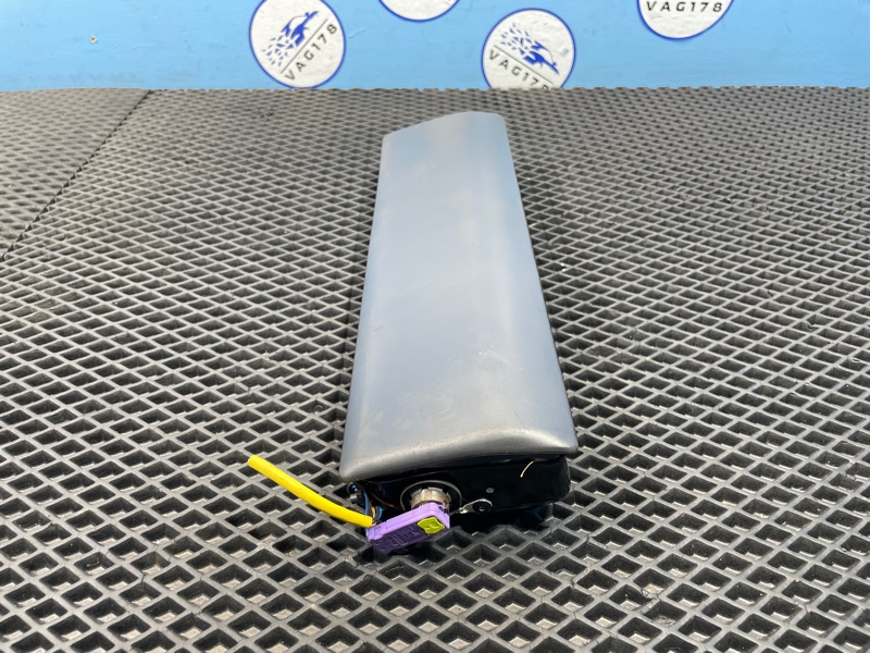 Подушка безопасности коленная, 2500 рублей, Санкт-Петербург