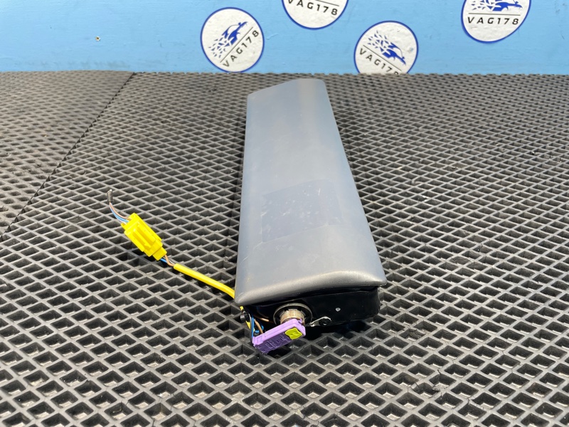 Подушка безопасности коленная, 2500 рублей, Санкт-Петербург