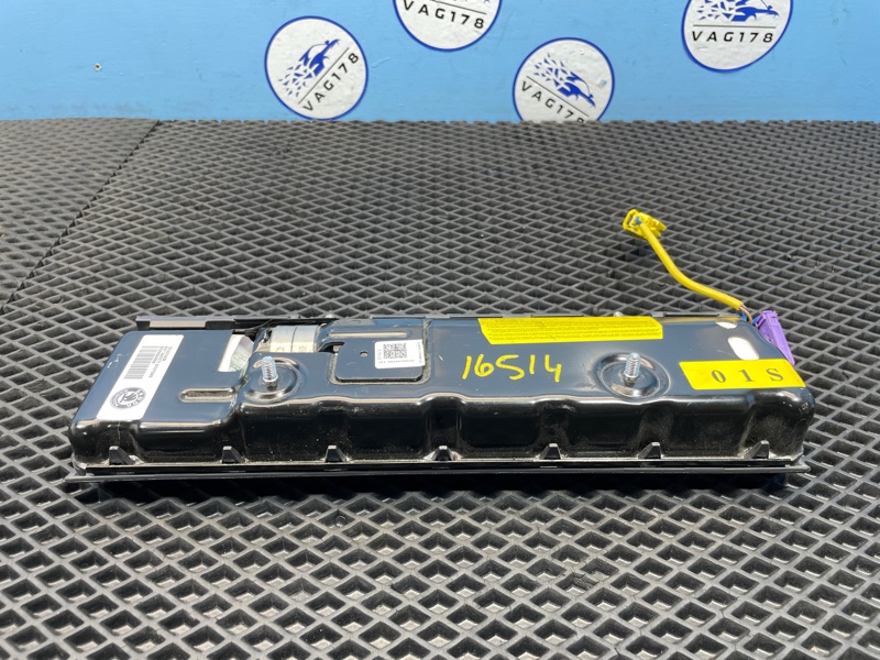 Подушка безопасности коленная, 2500 рублей, Санкт-Петербург