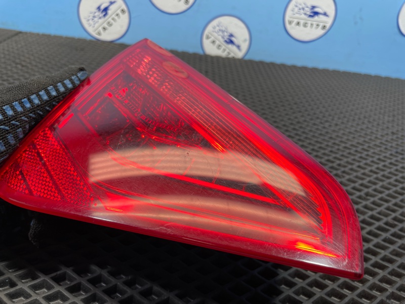 Фонарь внутренний, 1000 рублей, Санкт-Петербург