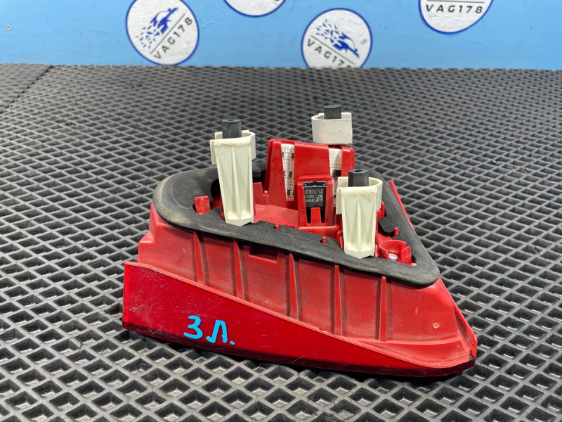 Фонарь внутренний, 1000 рублей, Санкт-Петербург