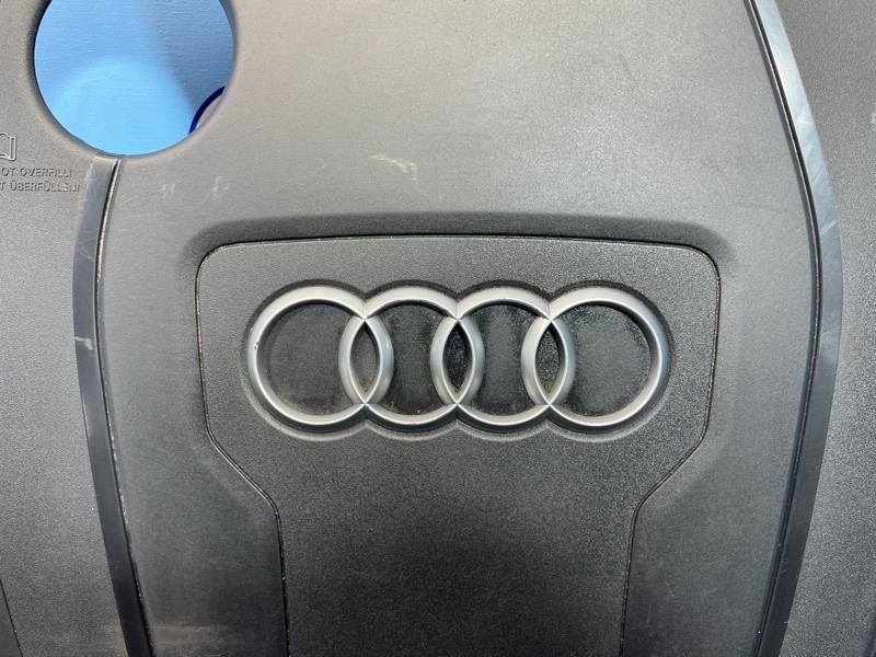 Декоративная накладка двигателя, 1000 рублей, Санкт-Петербург