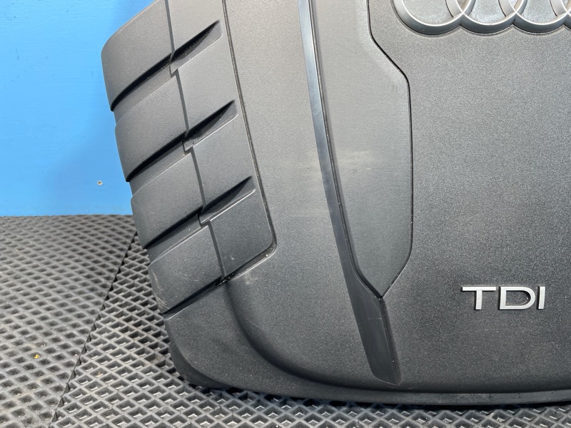 Декоративная накладка двигателя, 1000 рублей, Санкт-Петербург