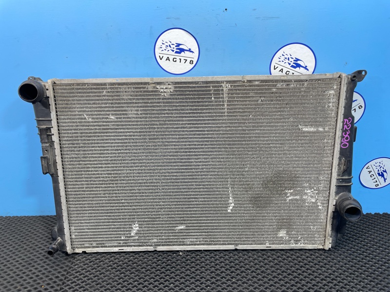 Радиатор основной, 2000 рублей, Санкт-Петербург