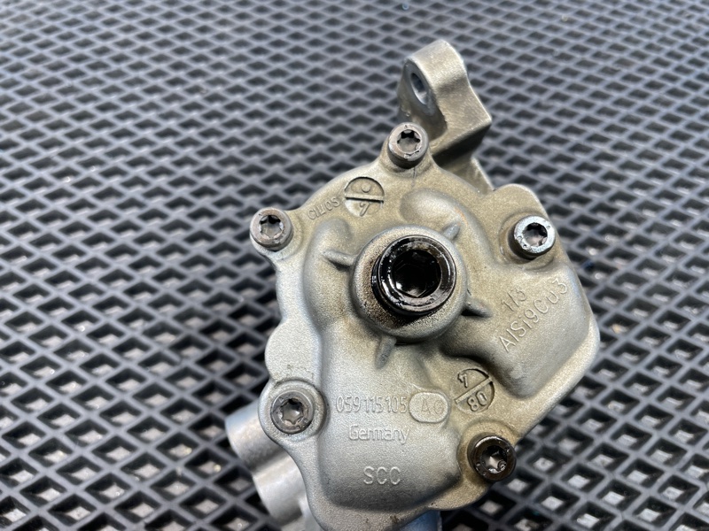 Насос масляный, 1100 рублей, Санкт-Петербург