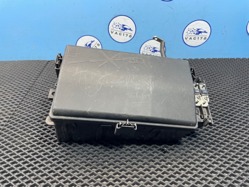 Блок предохранителей, 1000 рублей, Санкт-Петербург