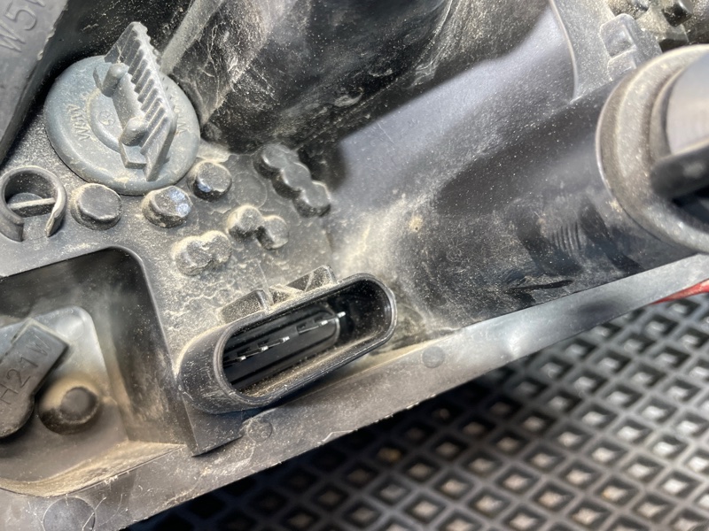 Фонарь, 1500 рублей, Санкт-Петербург