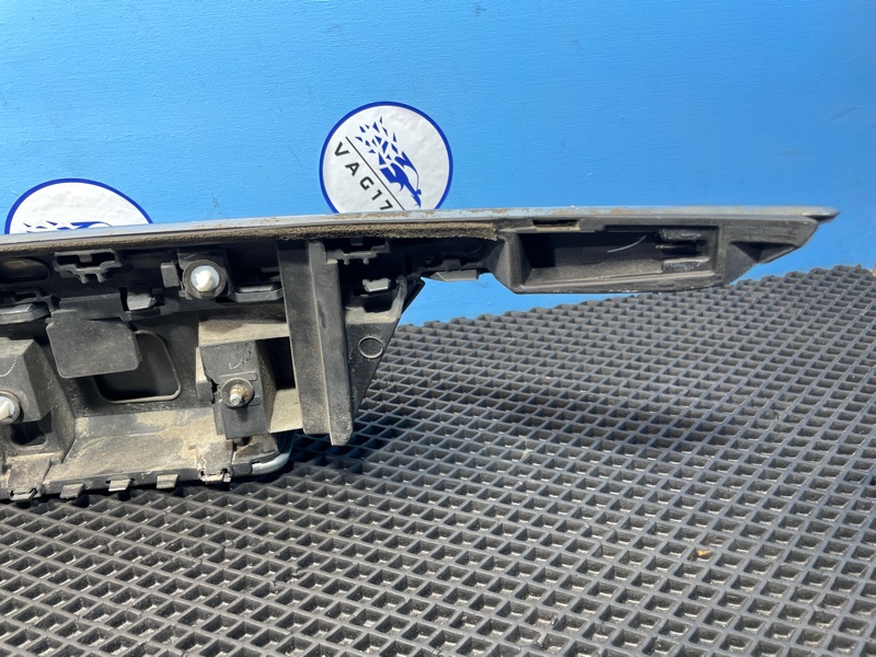 Накладка двери багажника, 1000 рублей, Санкт-Петербург