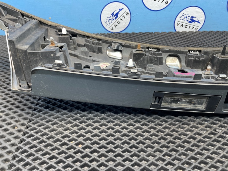 Накладка двери багажника, 1000 рублей, Санкт-Петербург