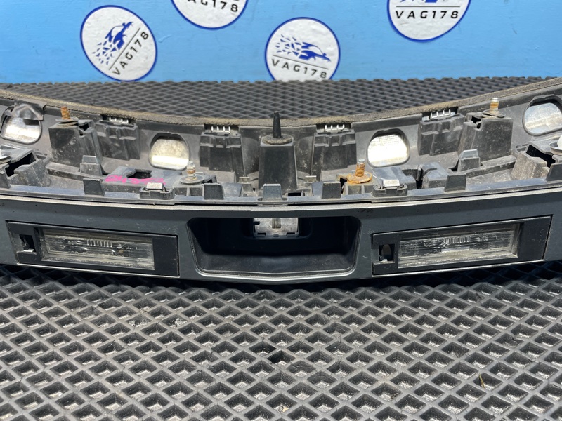 Накладка двери багажника, 1000 рублей, Санкт-Петербург