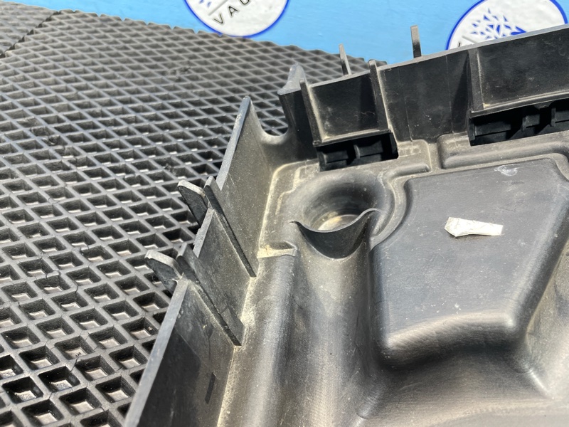 Крепление АКБ, 1000 рублей, Санкт-Петербург