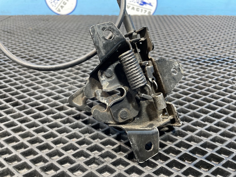 Замок капота, 800 рублей, Санкт-Петербург