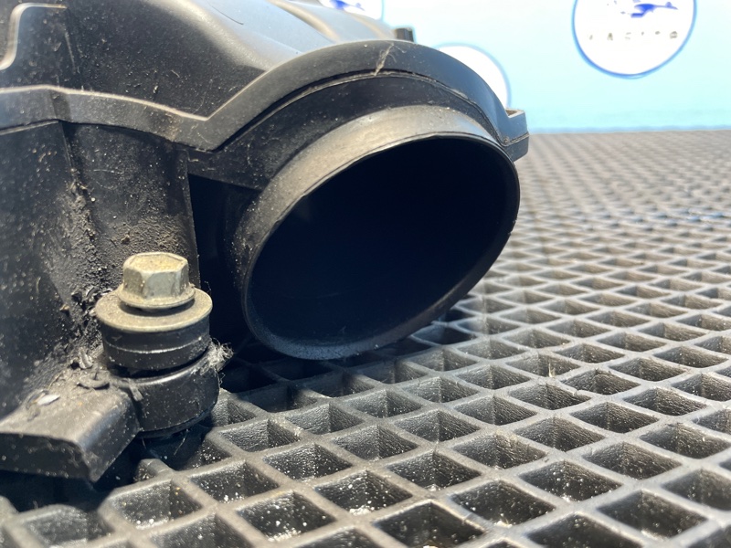 Крышка клапанная, 1000 рублей, Санкт-Петербург