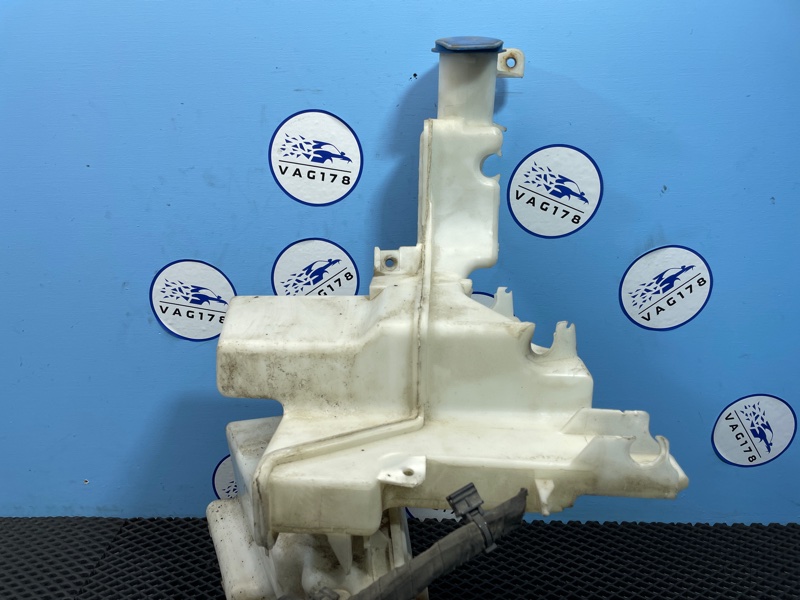 Бачок омывателя лобового стекла, 2500 рублей, Санкт-Петербург