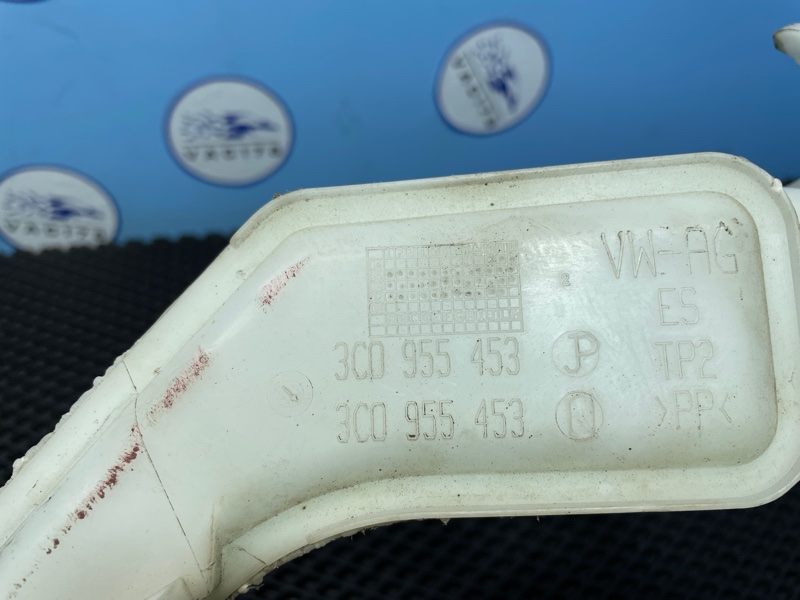 Бачок омывателя лобового стекла, 2500 рублей, Санкт-Петербург