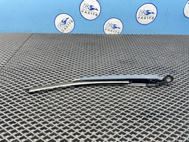 Поводок стеклоочистителя, 1000 рублей, Санкт-Петербург