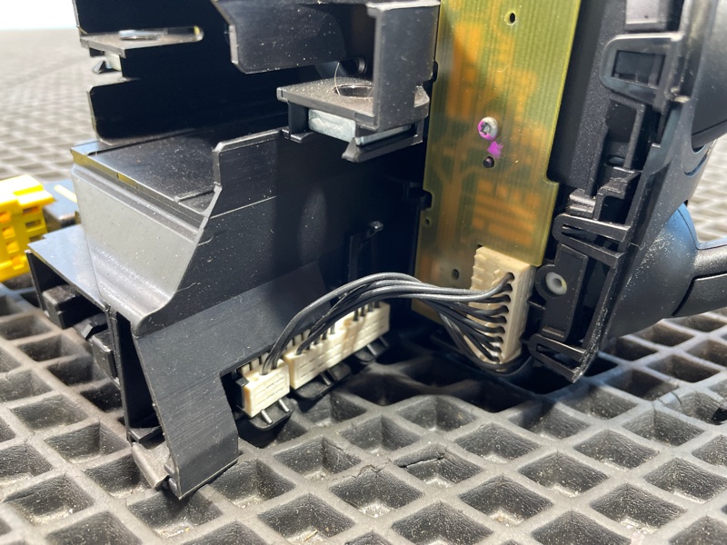 Переключатель подрулевой, 2000 рублей, Санкт-Петербург