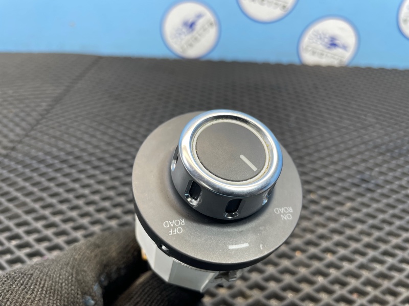 Кнопка блокировки дифференциала, 1000 рублей, Санкт-Петербург