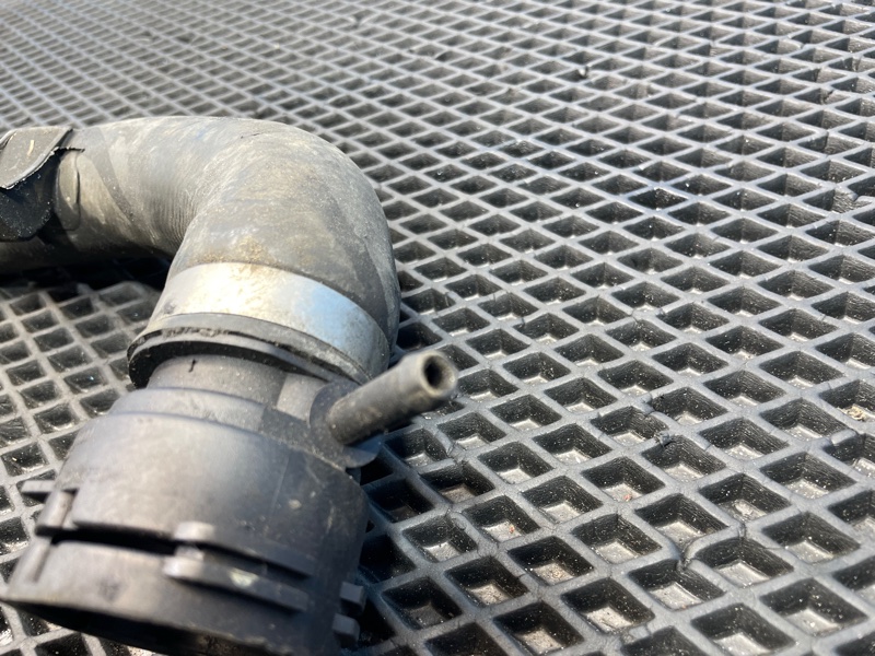 Патрубок радиатора, 1000 рублей, Санкт-Петербург