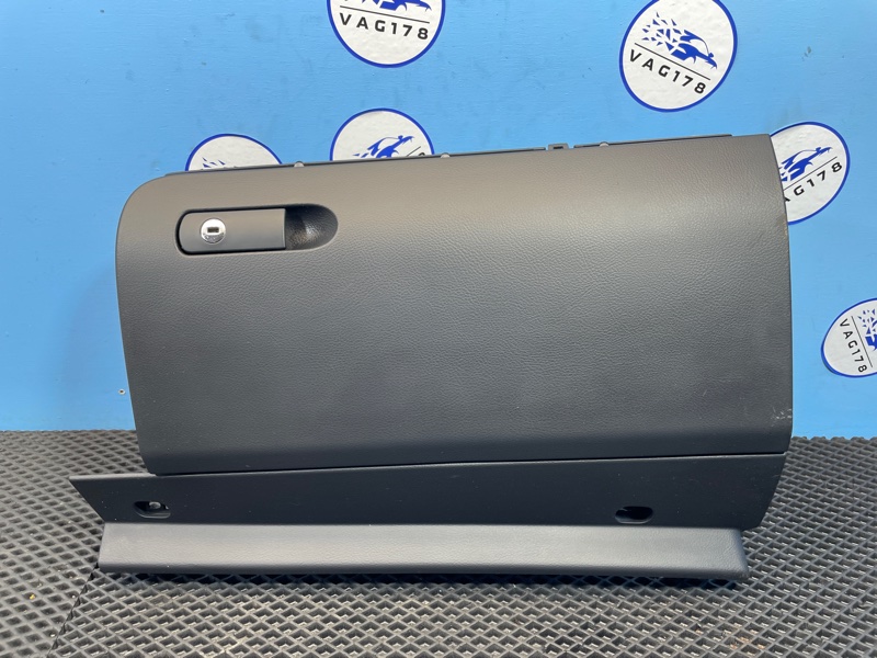 Бардачок, 1000 рублей, Санкт-Петербург