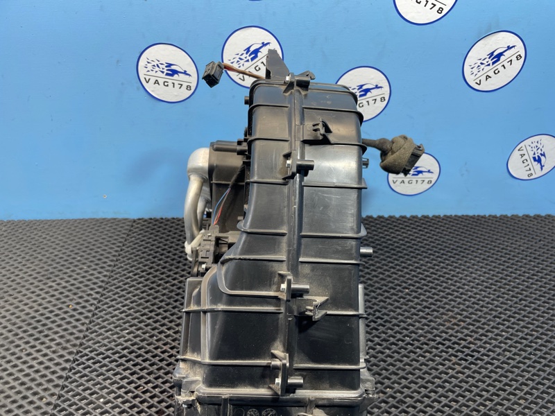 Корпус отопителя, 1000 рублей, Санкт-Петербург