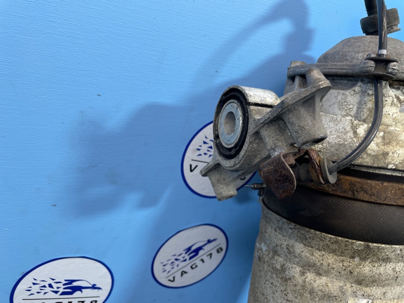 Амортизатор, 5000 рублей, Санкт-Петербург