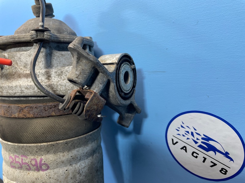 Амортизатор, 5000 рублей, Санкт-Петербург