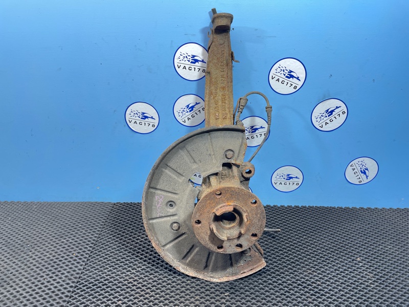 Кулак поворотный, 2000 рублей, Санкт-Петербург