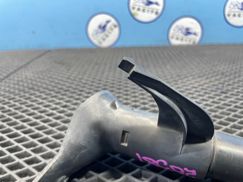 Форсунка омывателя фары, 1000 рублей, Санкт-Петербург