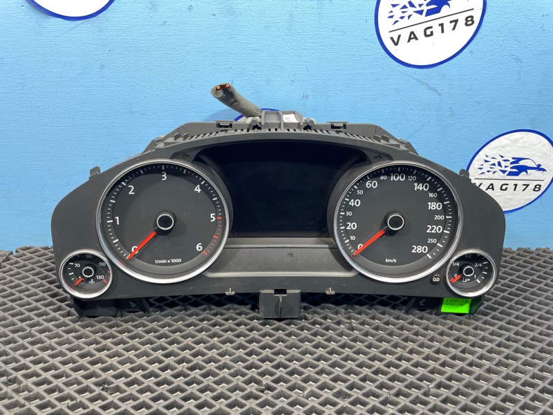 Панель приборов, 3000 рублей, Санкт-Петербург