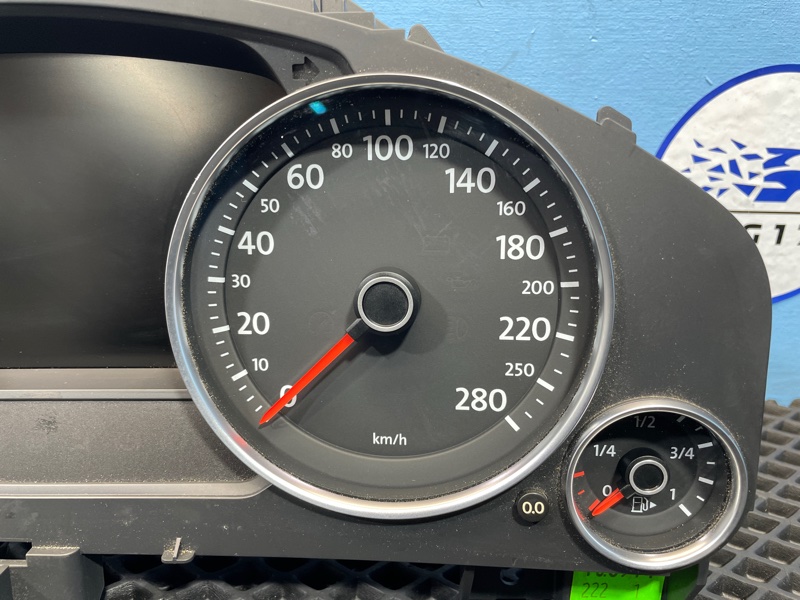 Панель приборов, 3000 рублей, Санкт-Петербург