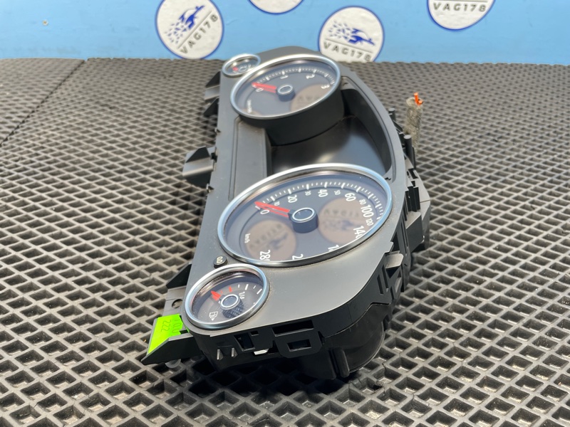 Панель приборов, 3000 рублей, Санкт-Петербург