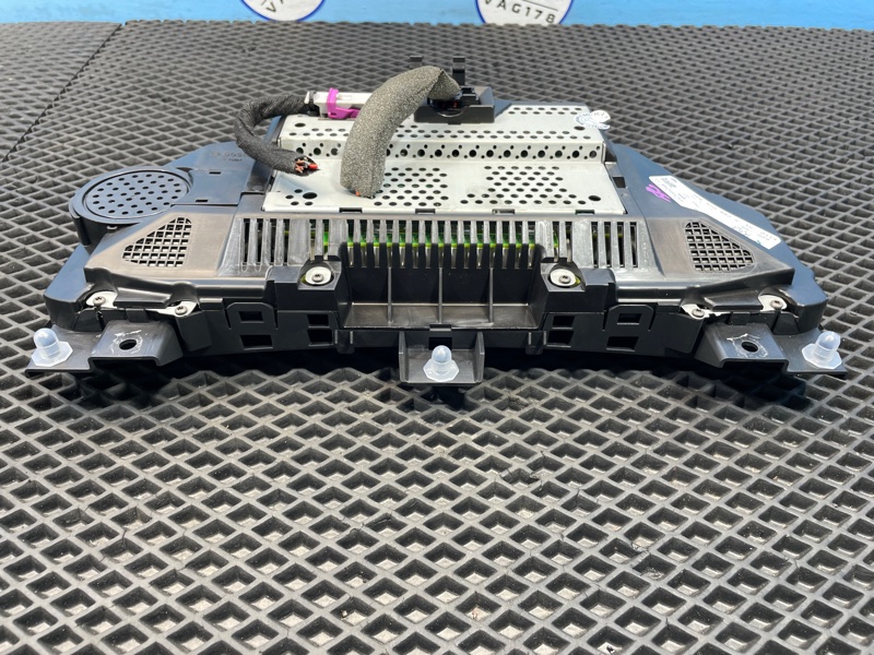 Панель приборов, 3000 рублей, Санкт-Петербург