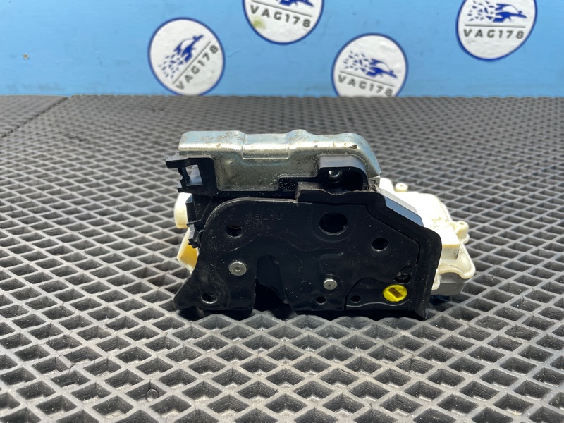 Замок двери, 1000 рублей, Санкт-Петербург