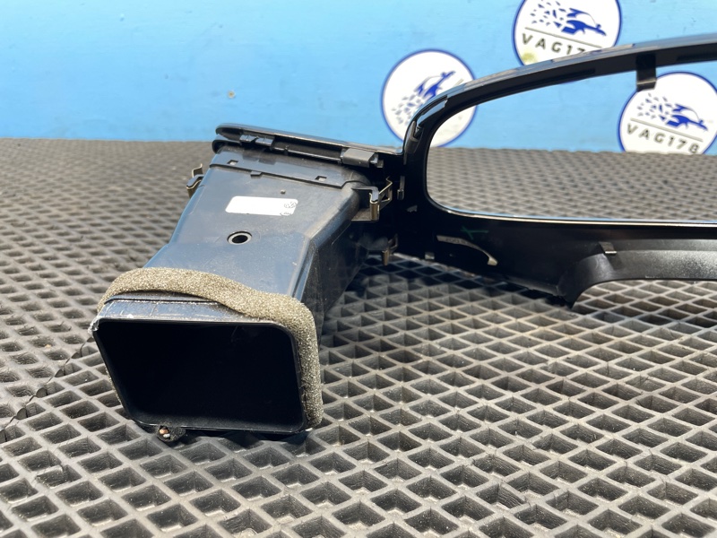 Накладка декоративная, 2000 рублей, Санкт-Петербург