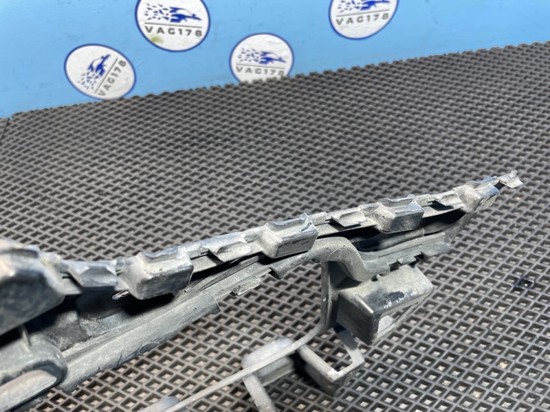 Направляющая бампера, 900 рублей, Санкт-Петербург