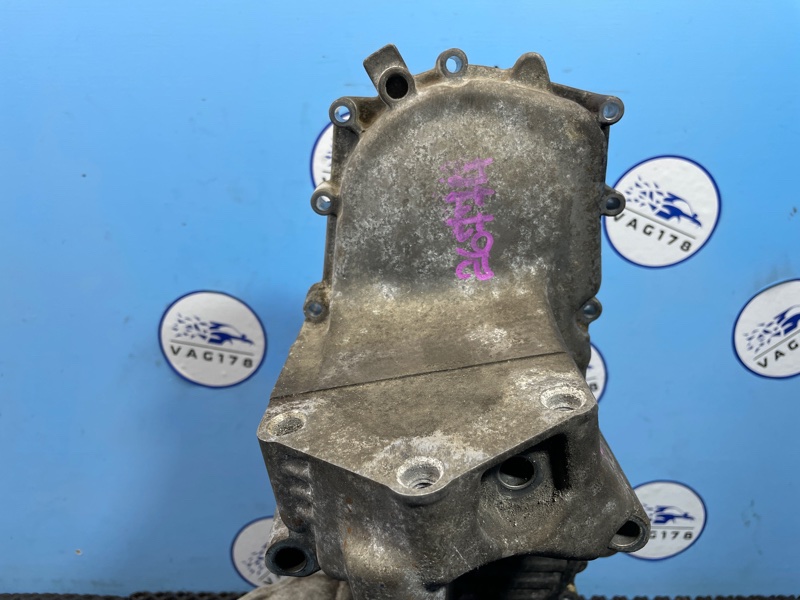 Крышка двигателя, 1100 рублей, Санкт-Петербург