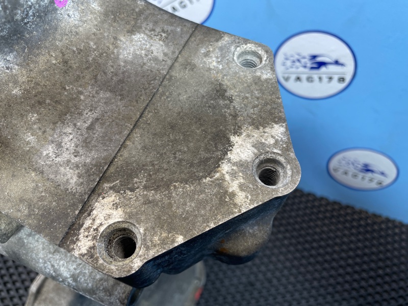 Крышка двигателя, 1100 рублей, Санкт-Петербург