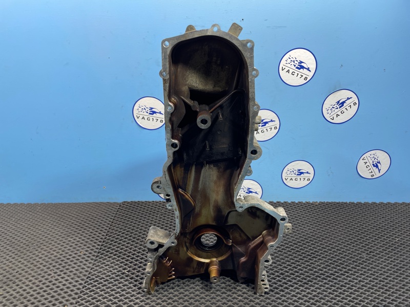 Крышка двигателя, 1100 рублей, Санкт-Петербург