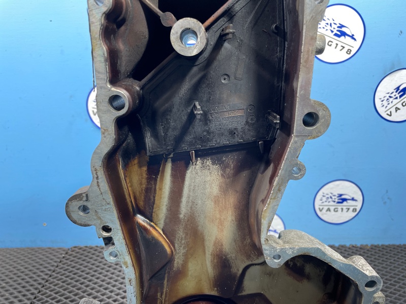 Крышка двигателя, 1100 рублей, Санкт-Петербург