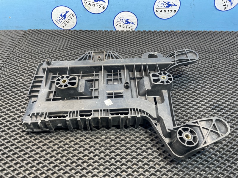 Крепление АКБ, 1000 рублей, Санкт-Петербург