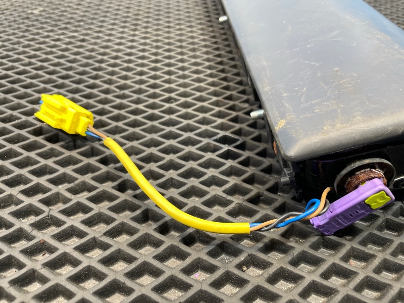 Подушка безопасности коленная, 2500 рублей, Санкт-Петербург