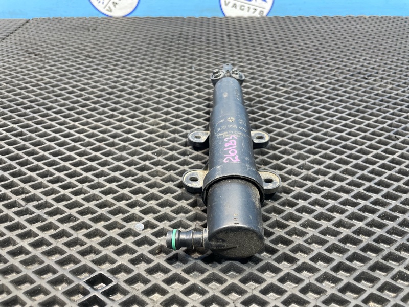 Форсунка омывателя фары, 500 рублей, Санкт-Петербург