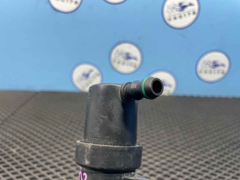 Форсунка омывателя фары, 500 рублей, Санкт-Петербург