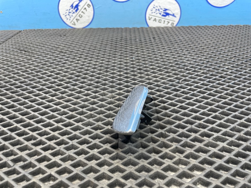 Крышка форсунки омывателя, 500 рублей, Санкт-Петербург