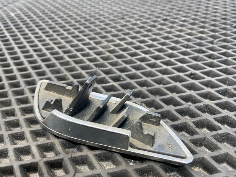 Крышка форсунки омывателя, 500 рублей, Санкт-Петербург