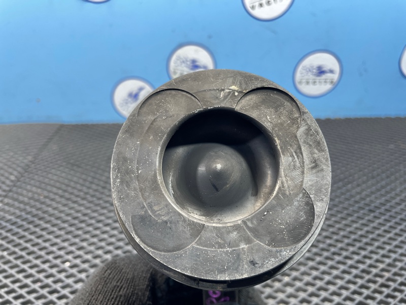 Поршень с шатуном в сборе, 1000 рублей, Санкт-Петербург