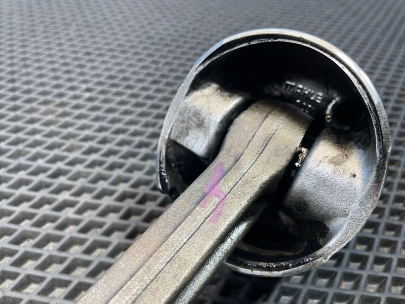 Поршень с шатуном в сборе, 1000 рублей, Санкт-Петербург