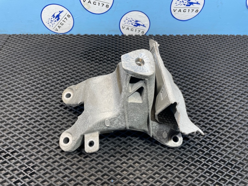 Кронштейн двигателя, 1200 рублей, Санкт-Петербург