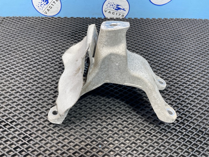 Кронштейн двигателя, 1200 рублей, Санкт-Петербург